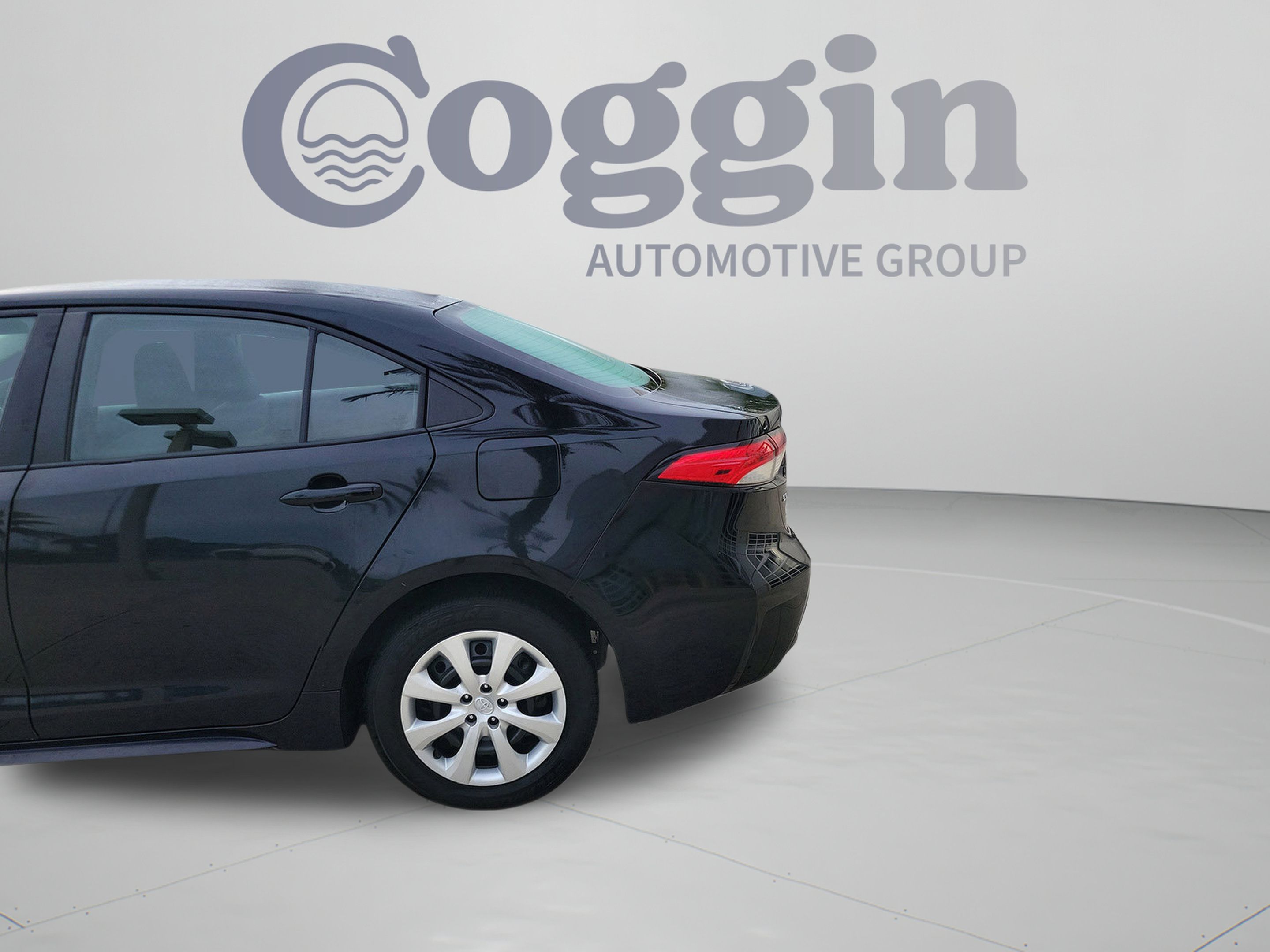 Used 2024 Toyota Corolla LE FWD image 29