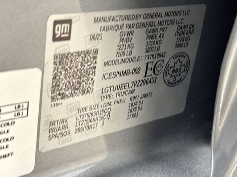 Used 2023 GMC Sierra 1500 AT4 w/ Technology Package image 45