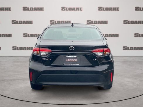 Used 2024 Toyota Corolla LE image 4
