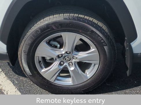 Certified 2025 Toyota RAV4 XLE w/ Convenience Package AWD/4WD image 11
