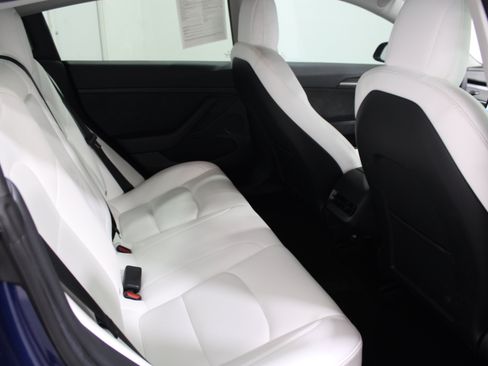 Used 2022 Tesla Model 3 Performance AWD/4WD image 18