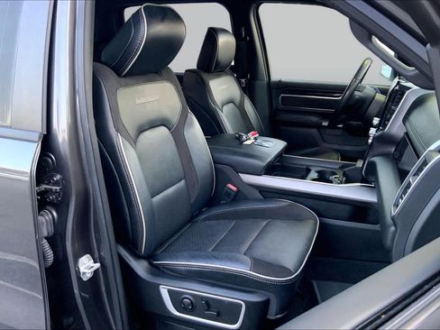 Used 2022 RAM 1500 Laramie RWD image 8