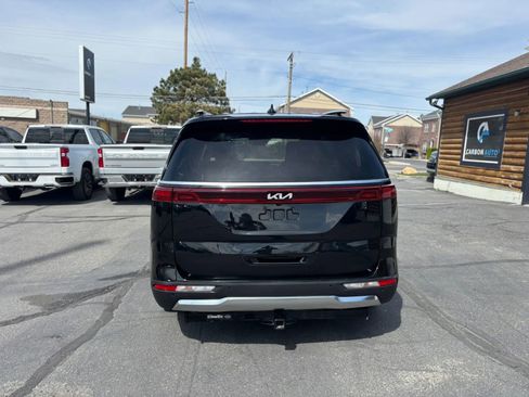 Used 2022 Kia Carnival SX image 6