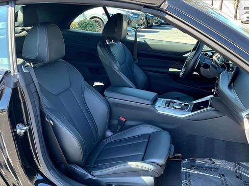 Certified 2026 BMW M440i Convertible image 9