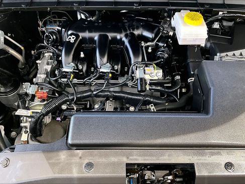 Used 2025 Nissan Pathfinder SV FWD image 32