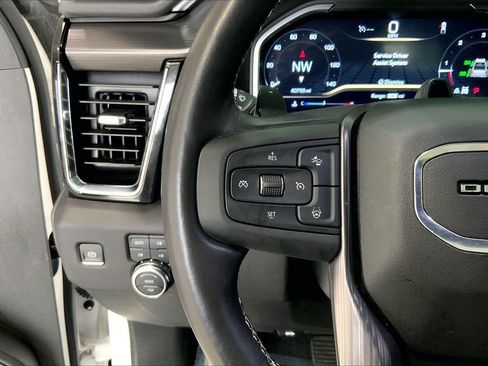 Used 2024 GMC Sierra 1500 Denali Ultimate AWD/4WD image 21
