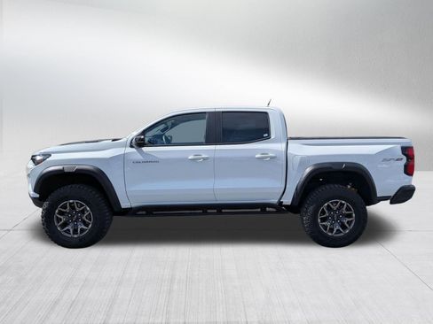 Certified 2026 Chevrolet Colorado ZR2 w/ Technology Package AWD/4WD image 3