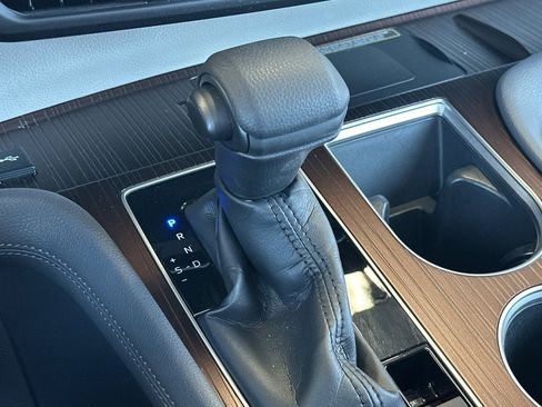 Certified 2023 Toyota Sienna LE w/ LE Plus Package FWD image 21