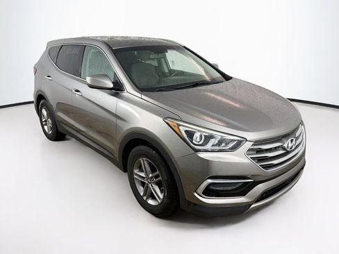Used 2017 Hyundai Santa Fe Sport AWD/4WD image 3