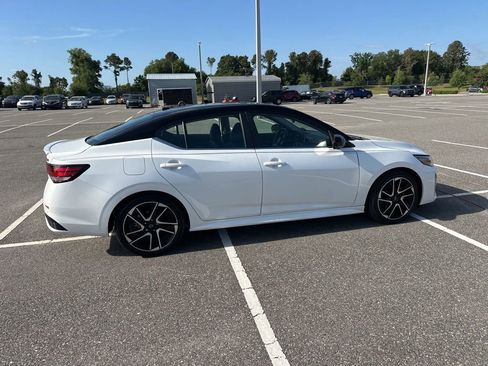 Used 2024 Nissan Sentra SR w/ SR Premium Package FWD image 4