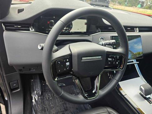 Used 2025 Land Rover Range Rover Evoque S AWD/4WD image 26