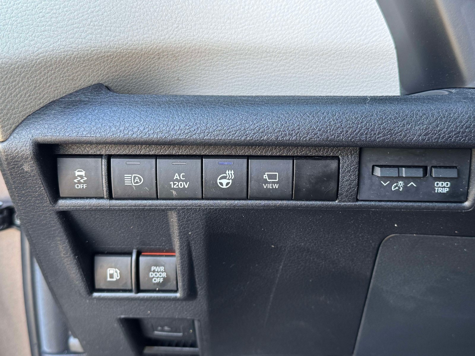 Certified 2023 Toyota Sienna Platinum AWD/4WD image 20