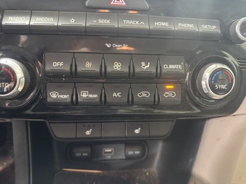 Used 2021 Kia Sportage EX image 15