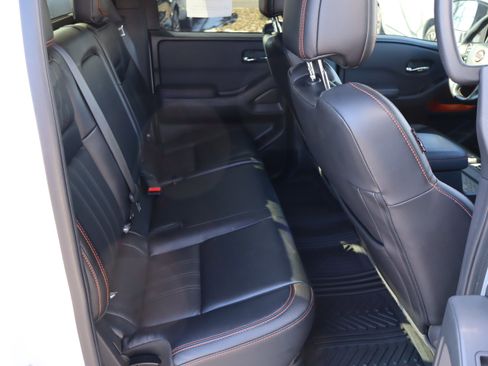 Used 2023 Nissan Frontier PRO-4X w/ Pro-4X Premium Package image 37