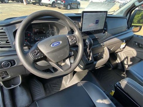 New 2025 Ford Transit 250 Low Roof w/ Load Area Protection Package image 31