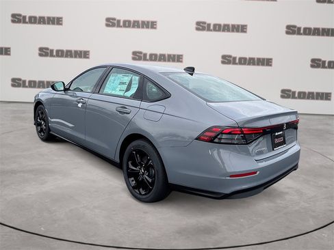 New 2025 Honda Accord SE image 3