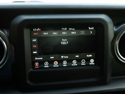 Used 2021 Jeep Wrangler Unlimited Sahara w/ LED Lighting Group image 33