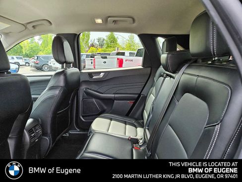 Used 2024 Ford Escape Platinum AWD/4WD image 20