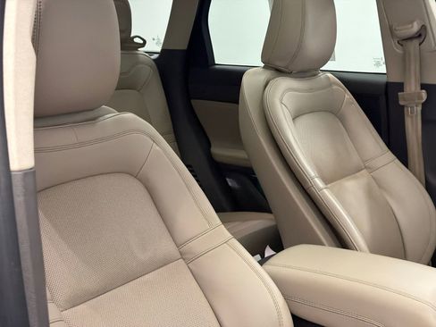 Certified 2023 Lincoln Corsair Reserve w/ Equipment Group 201A image 11