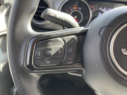 Used 2023 Jeep Wrangler Unlimited Sport AWD/4WD image 19