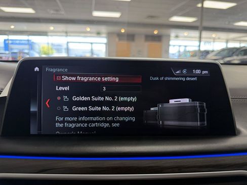 Used 2018 BMW 750i RWD image 21