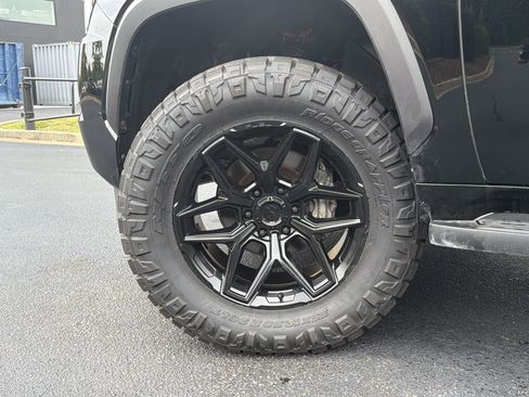 Used 2026 Toyota Sequoia Limited AWD/4WD image 16