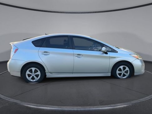 Used 2012 Toyota Prius Four FWD image 9