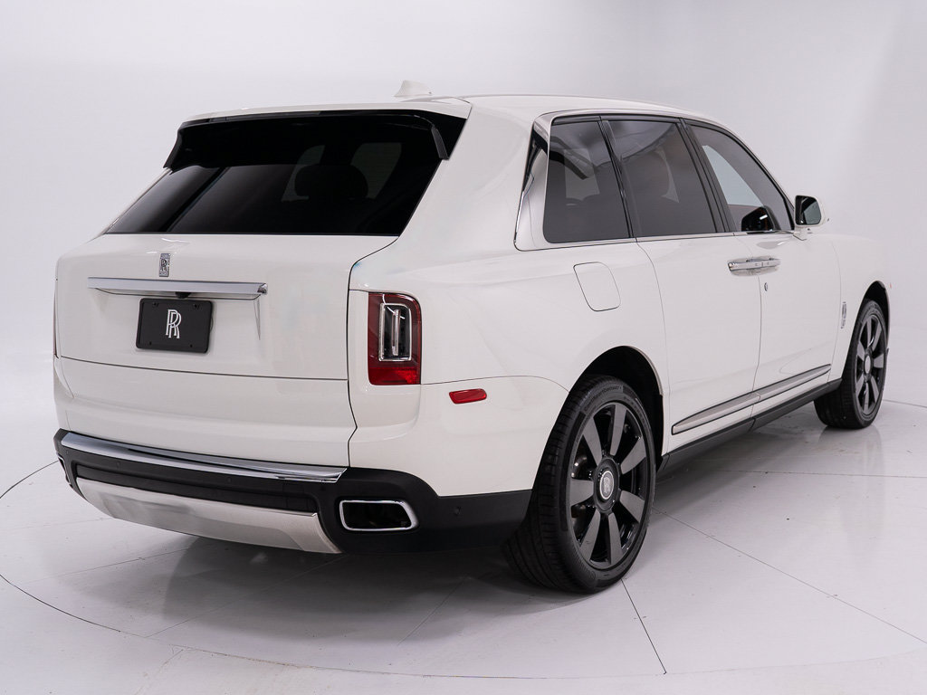 Certified 2023 Rolls-Royce Cullinan AWD/4WD image 5