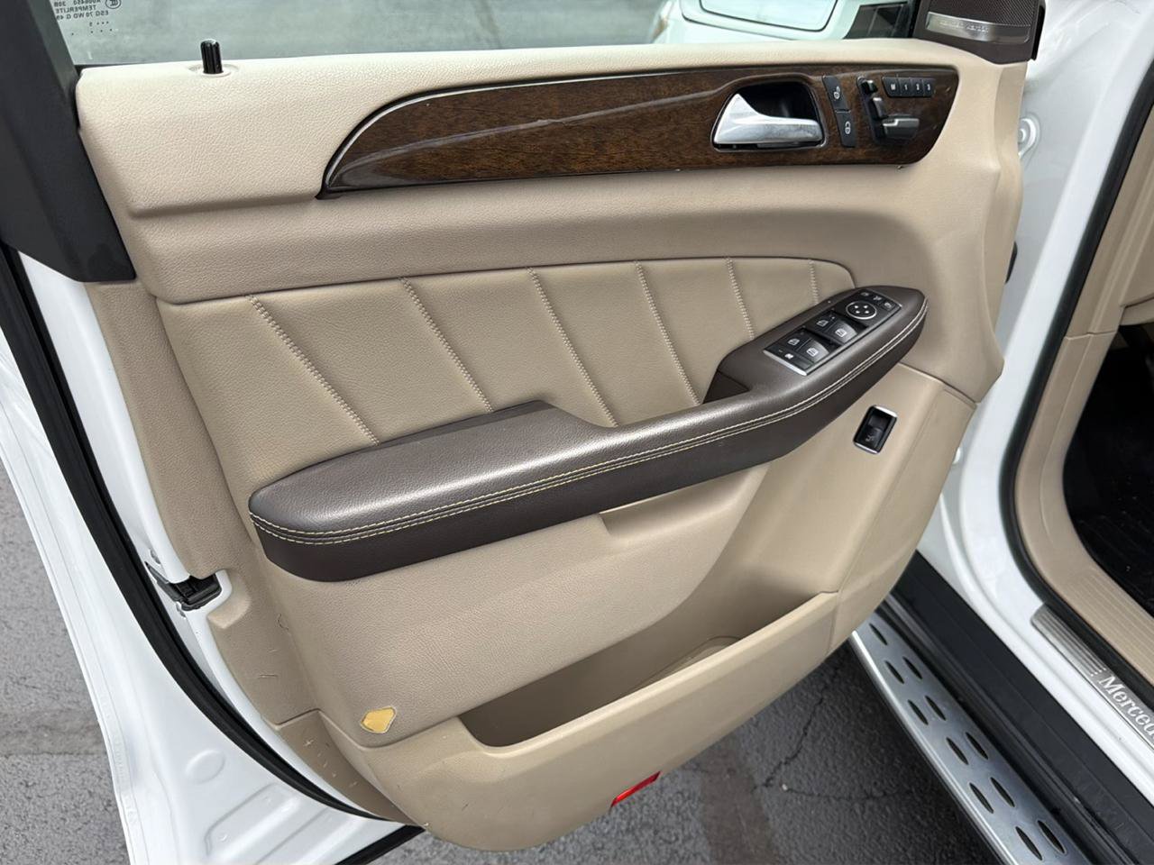 Used 2015 Mercedes-Benz GL 450 4MATIC image 14