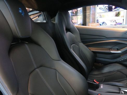 Used 2020 Ferrari F8 Tributo RWD image 27