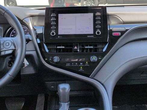 Certified 2023 Toyota Camry SE FWD image 17