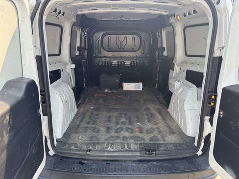 Used 2019 RAM ProMaster City Tradesman image 17