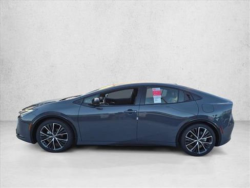 New 2026 Toyota Prius Limited FWD image 5