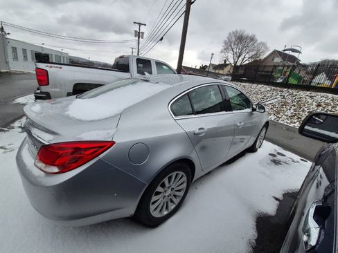 Used 2012 Buick Regal Leather image 8