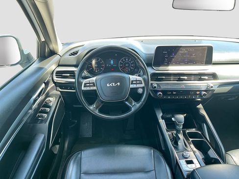Used 2022 Kia Telluride LX FWD image 22