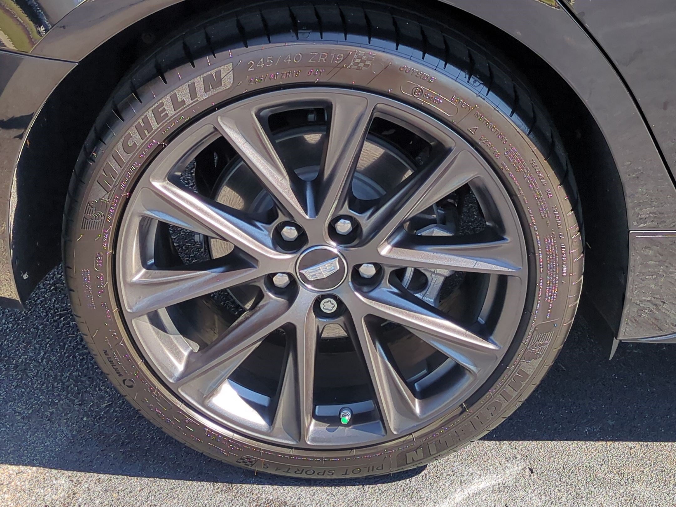 Used 2026 Cadillac CT5 V w/ Platinum Package AWD/4WD image 12