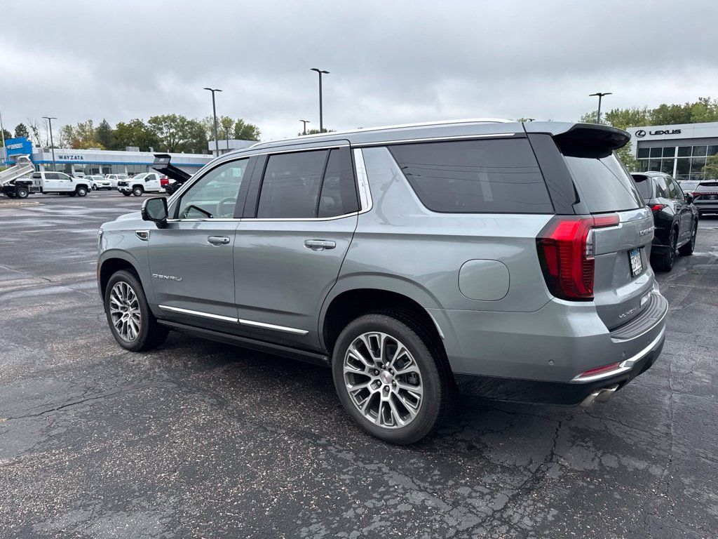 Used 2026 GMC Yukon Denali w/ Sun & Power Step Package AWD/4WD image 12