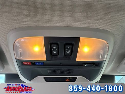 Used 2024 Subaru Crosstrek 2.0i Premium AWD/4WD image 25