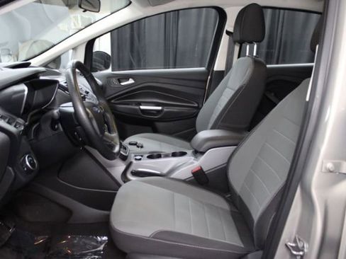 Used 2016 Ford C-MAX SE image 11