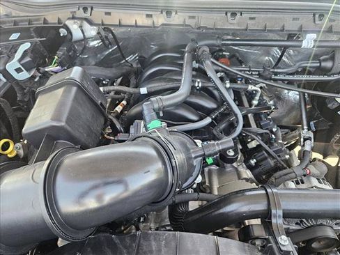 Used 2024 Ford F250 XL w/ Snow Plow Prep Package AWD/4WD image 18