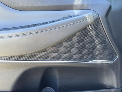 Used 2023 Hyundai Santa Fe Limited image 23