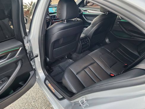 Used 2018 BMW 530i RWD image 24