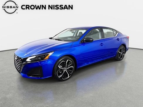 Certified 2025 Nissan Altima 2.5 SR image 1