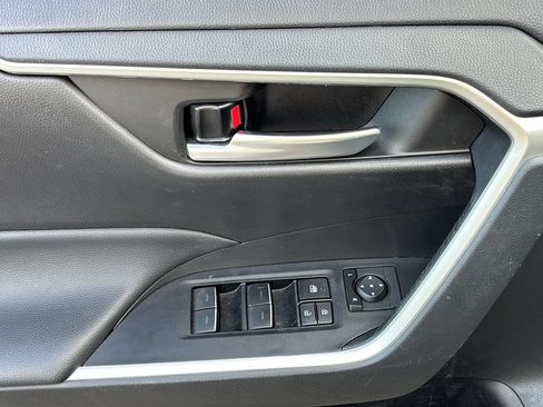 Used 2024 Toyota RAV4 XLE w/ Convenience Package AWD/4WD image 11