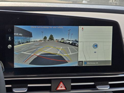 New 2025 Hyundai Elantra Limited image 19