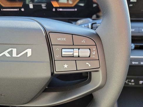 New 2026 Kia K4 FWD image 26