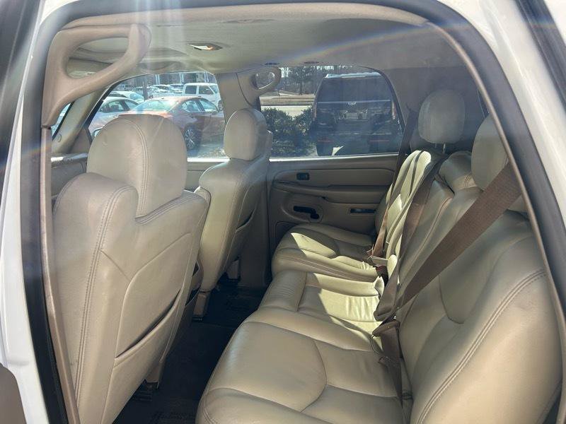 Used 2005 Chevrolet Tahoe LT w/ LT Preferred Equipment Group AWD/4WD image 13