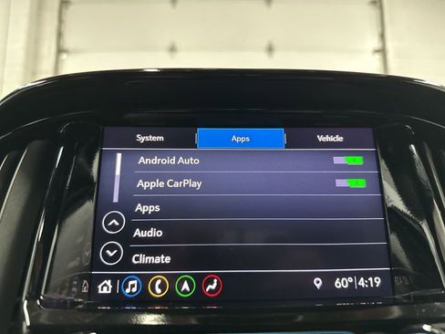 Used 2022 GMC Canyon Denali w/ Denali Black Edition Package AWD/4WD image 32