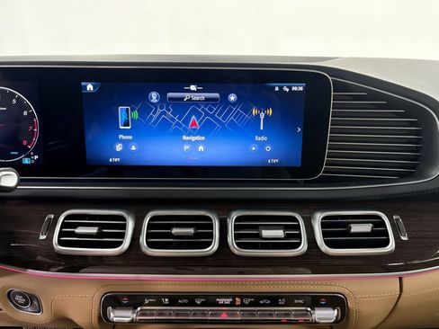 Certified 2024 Mercedes-Benz GLE 450 4MATIC image 17