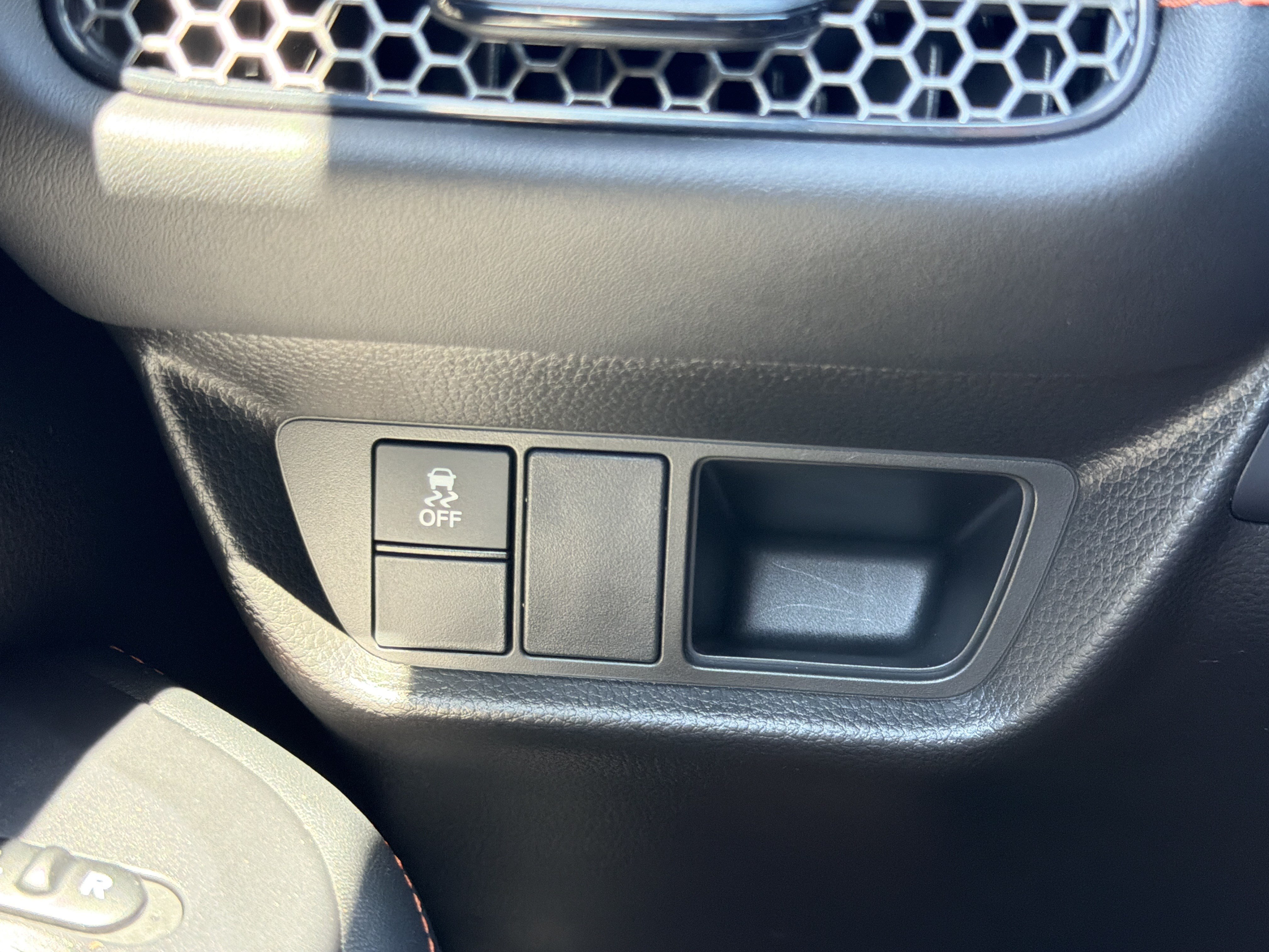 Used 2024 Honda HR-V Sport image 12